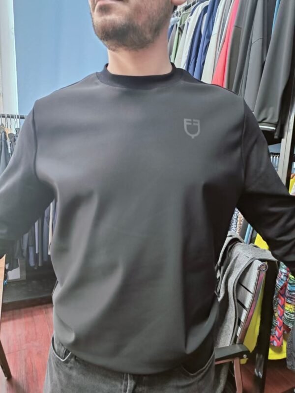 Custom performance crewneck top
